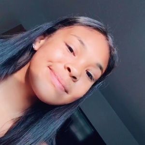 Meet your Posher, Deea